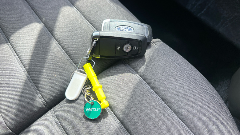 Ford Transit Connect 240 L1 Diesel 1.5 EcoBlue 100ps Limited Van